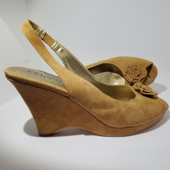 Franco Sarto Suede Leather Tan Gold Wedge Shoes 7.5 M - Picture 5 of 8